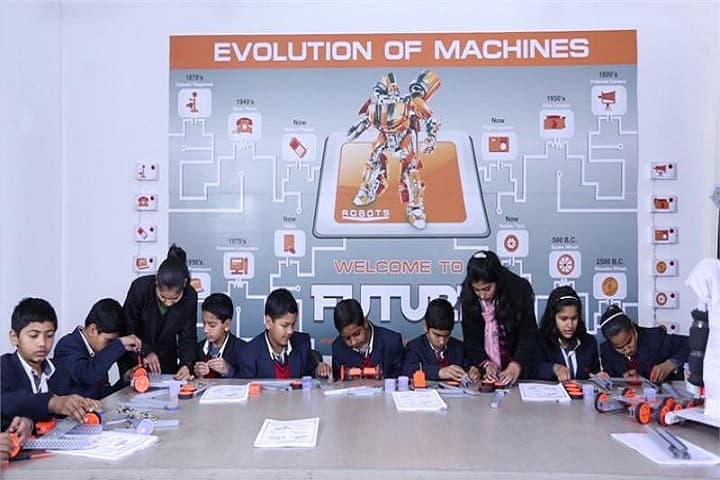 Scholars Global School-Robotics Lab