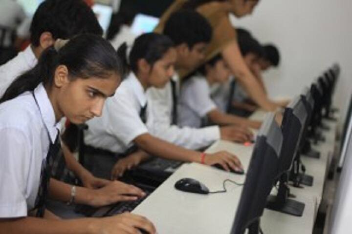 Sehwag International School-Computer Lab