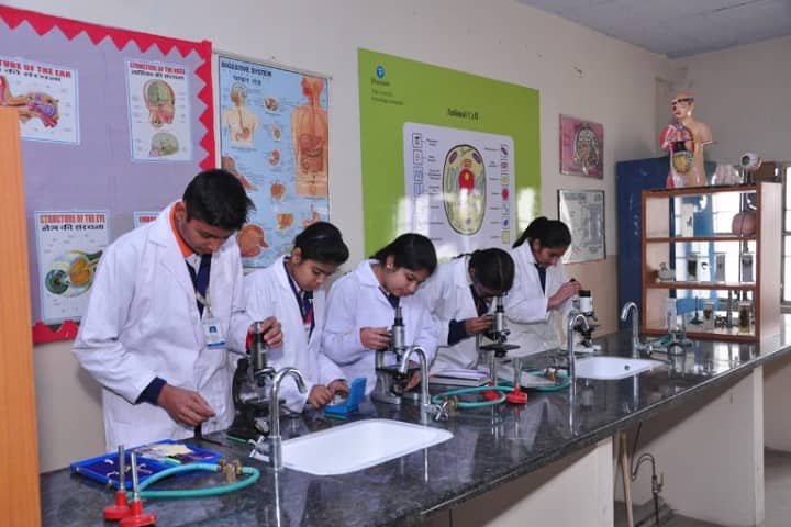 Sheetla Vidya Peeth-Laboratory