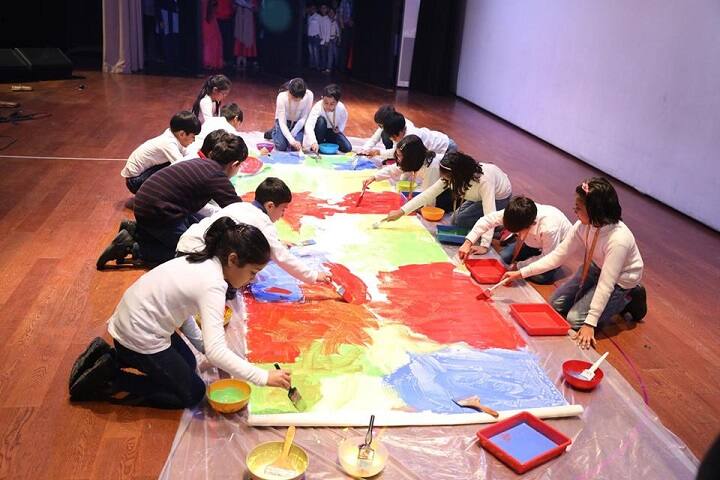 Shiv Nadar School-Art