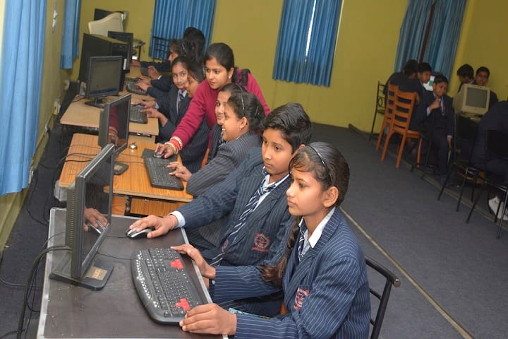 Shiv Public Senior Secondary School-IT Lab