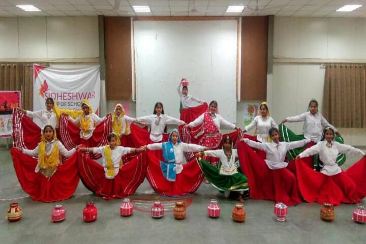 Shri S N Sidheshwar Senior Secondary Public School-Events function