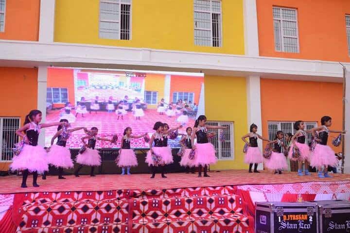Shweta Royal Public School-Annual day