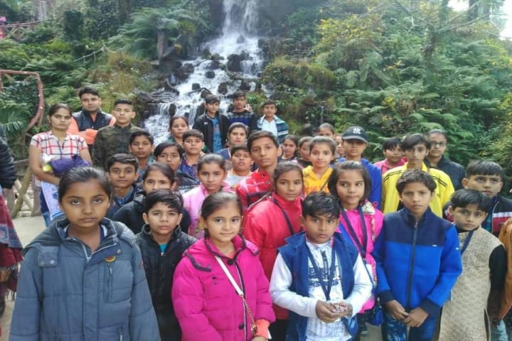 Shweta Royal Public School-Tour