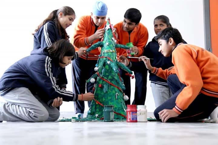 Silver Oak International School-Art and Craft