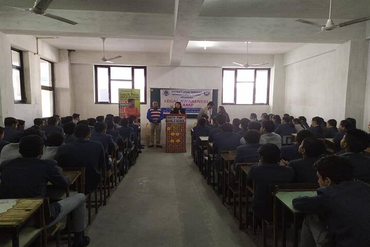 South Point World School-Class