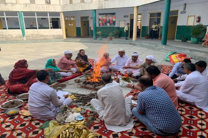 Sri Krishna Public School pooja