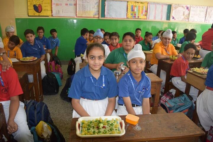 St Theresas Convent School, Kunjpura Road, Karnal: Admission, Fee 