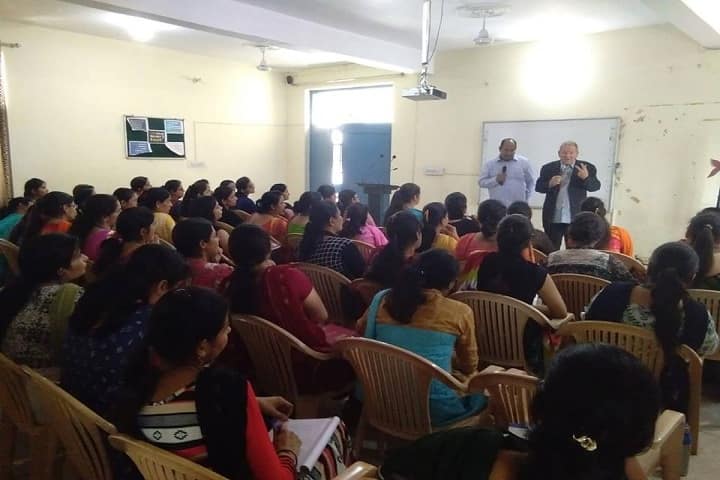 Sugni Devi Arya Girls Senior Secondary School-Auditorium