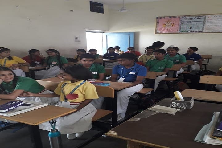 Sugni Devi Arya Girls Senior Secondary School-Classroom