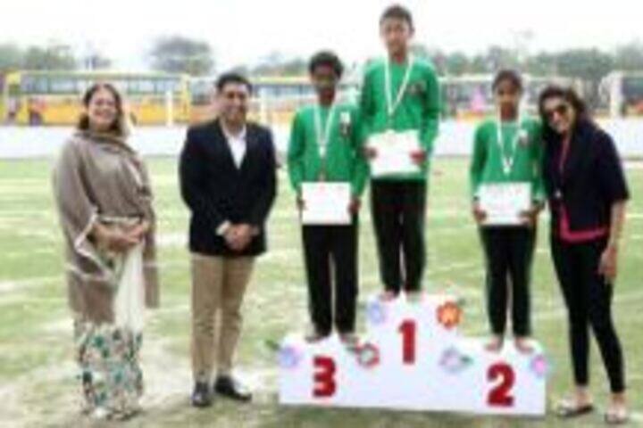 Suncity School-Felicitation