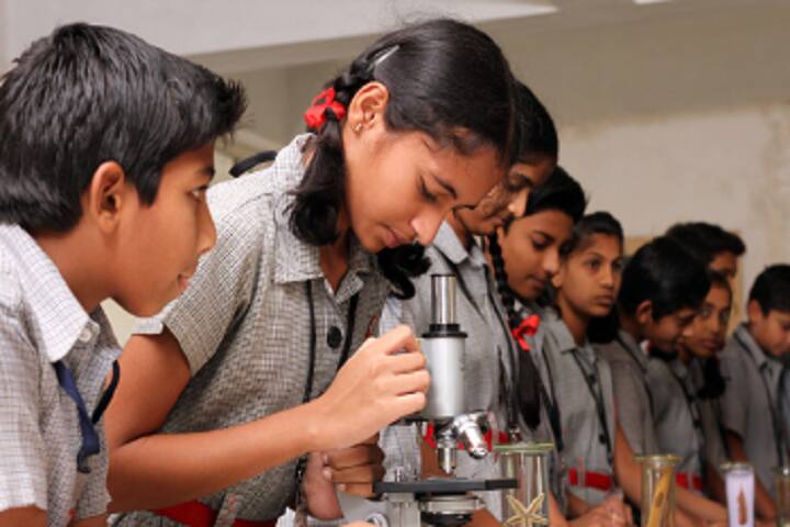 Swami Vivekanand Senior Secondary School-Laboratory