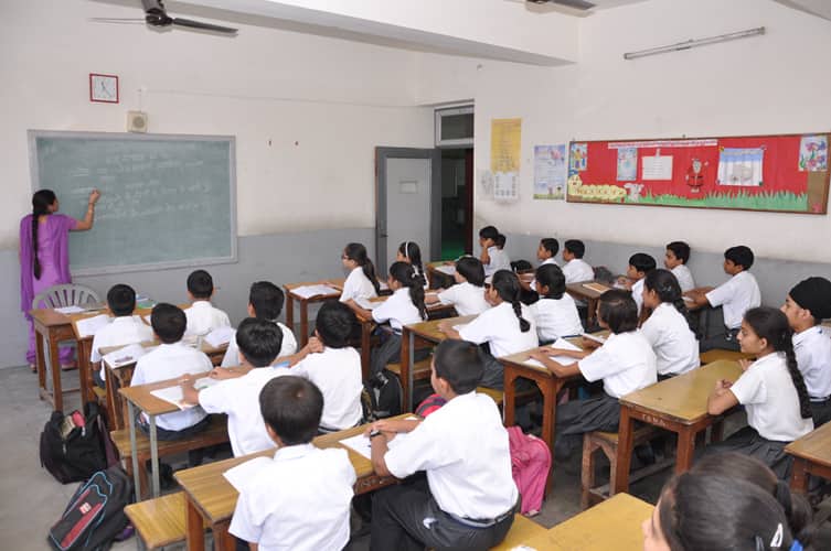 Tagore Baal Niketan-Classroom
