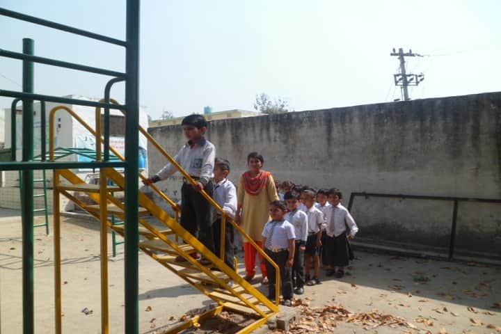 The Nature Way High School - Play Area