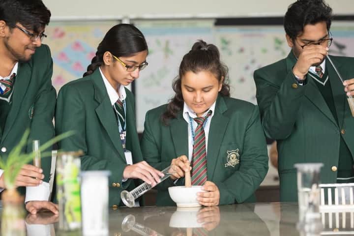 The Shikshiyan School-Chemistry Lab