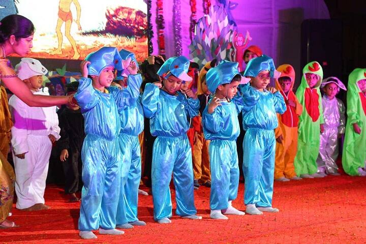 Triveni Memorial Senior Secondary School - Fancy Dress