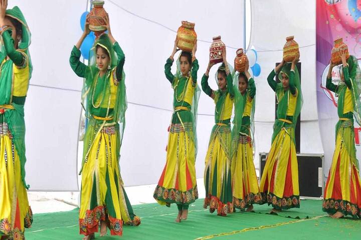 Universal Model Senior Secondary School - Dance