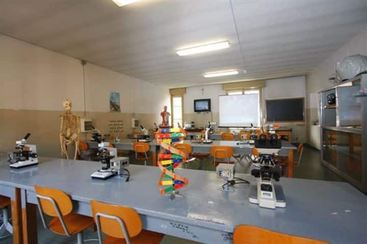 Vaish Public School-Biology Lab