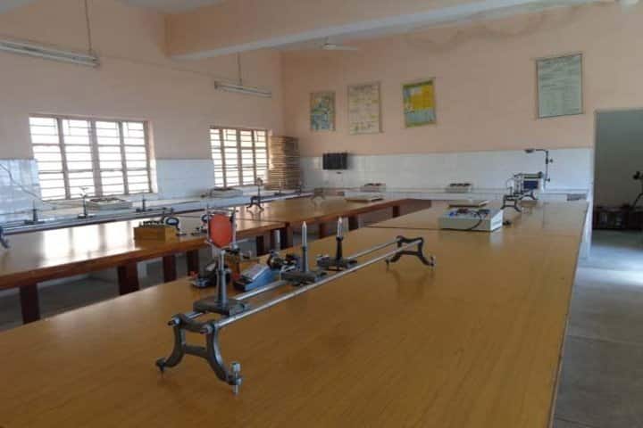 Vaish Public School-Physics Lab