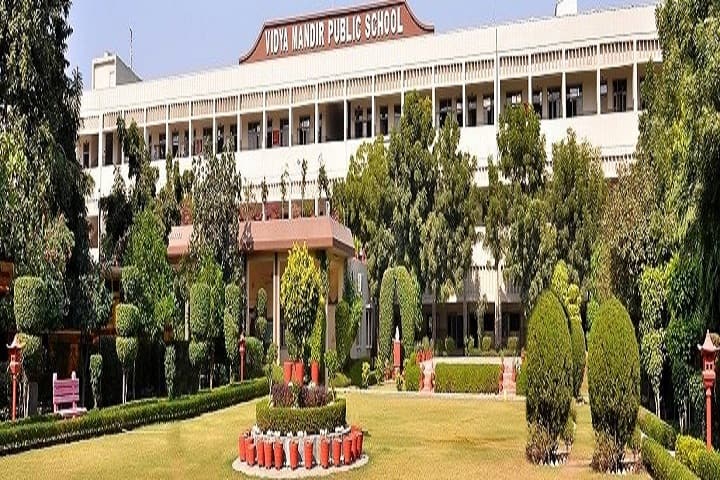 Vidya Mandir Public School-Campus View