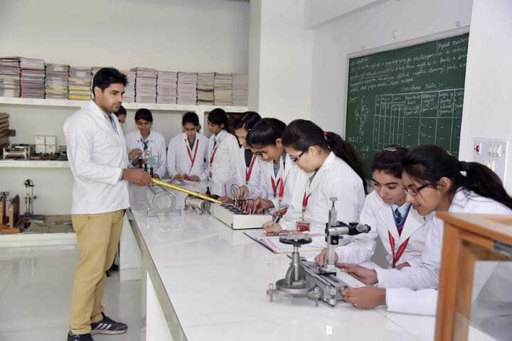 Viveka Nand Bal Mandir Senior Secondary Schoo-Biology Lab