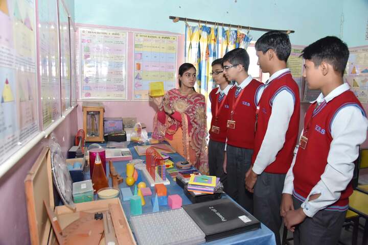Viveka Nand Bal Mandir Senior Secondary Schoo-Maths Lab