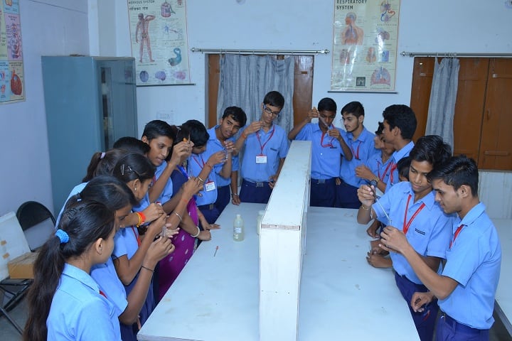 Vivekanand Public School-Science Lab