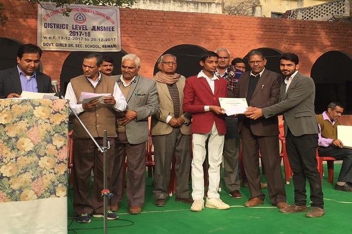 Vivekanand Senior Secondary School-Awards