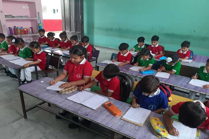 Wellwisher Public Senior Secondary School-Classroom
