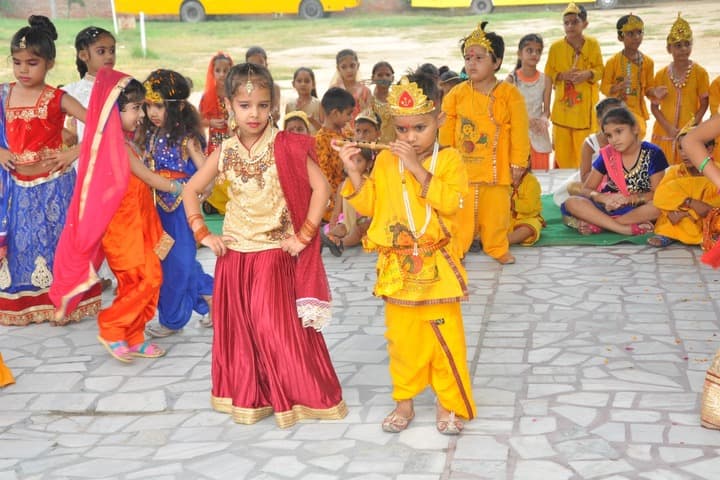 Wellwisher Public Senior Secondary School-Krishnastami Celebrations