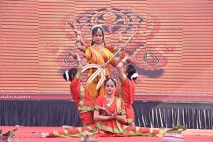 Amravati Vidyalaya-Dance