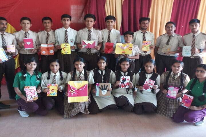 Aryan Public School-Art And Craft