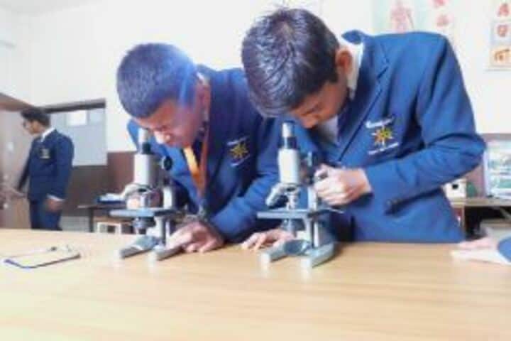 Cambridge International School-Science Lab