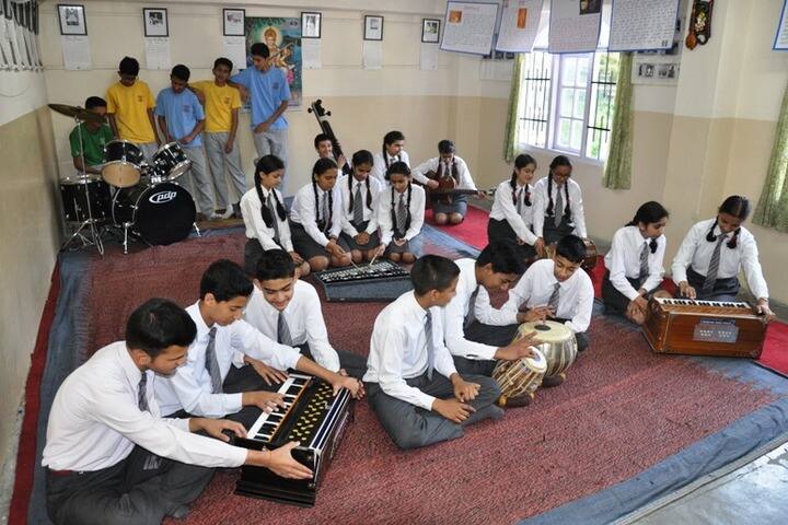 Chapslee School-Music Class