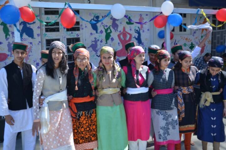 D A V Senior Secondary Public School-dance group