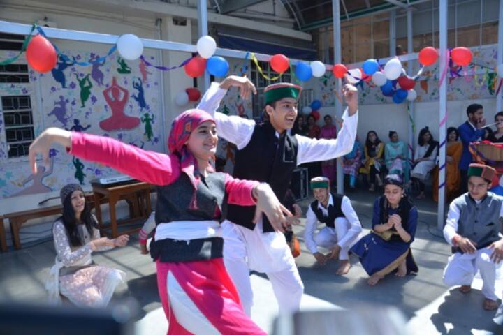 D A V Senior Secondary Public School- Dance