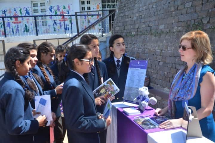 D A V Senior Secondary Public School-interaction