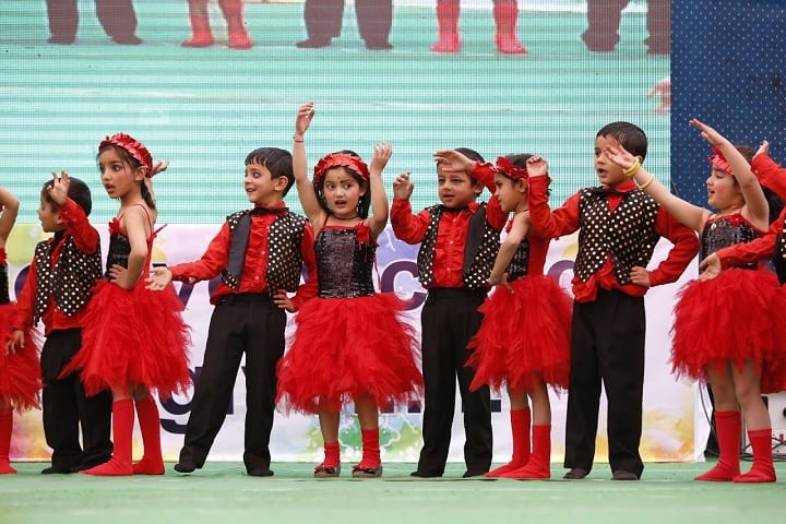 DAV Public School-Dance