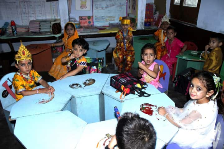 DAV Public School-Activity room