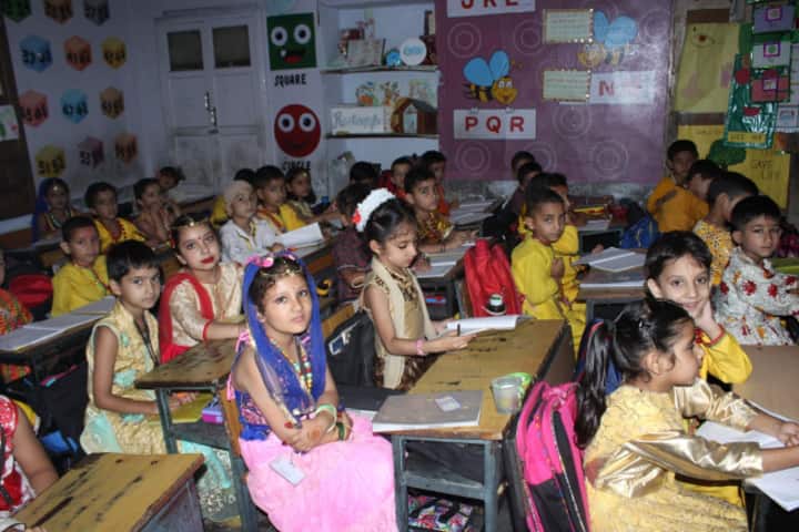 DAV Public School-Classroom