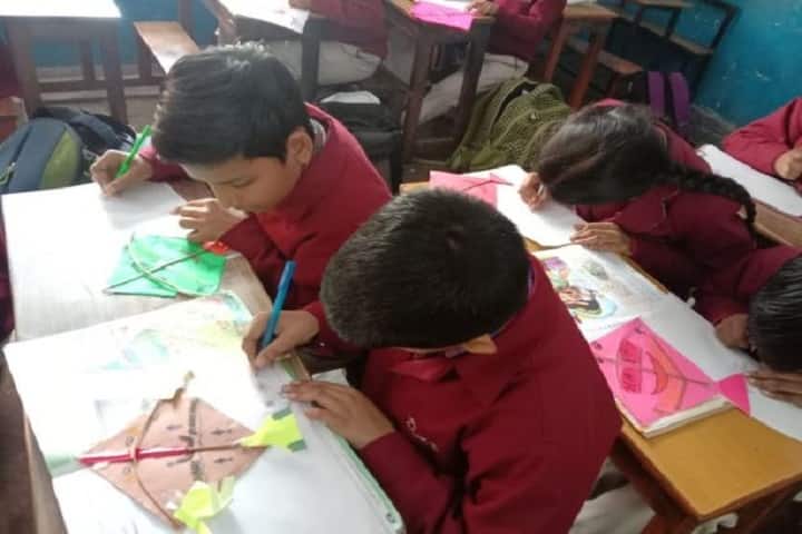 DAV Public School-Art room