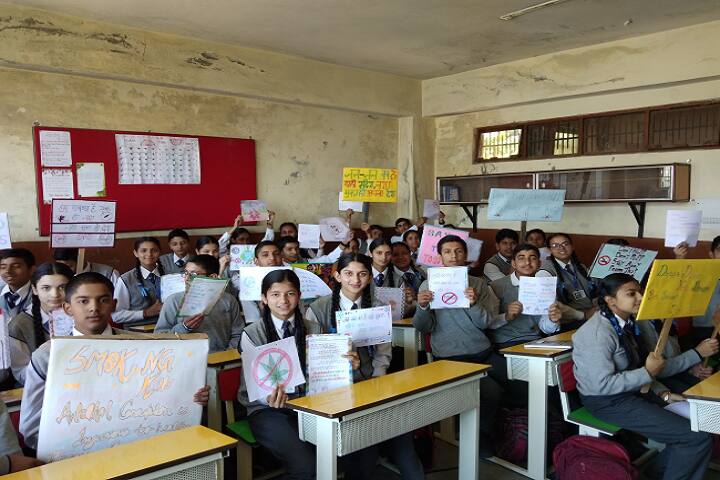 DAV Public School-Drawing room