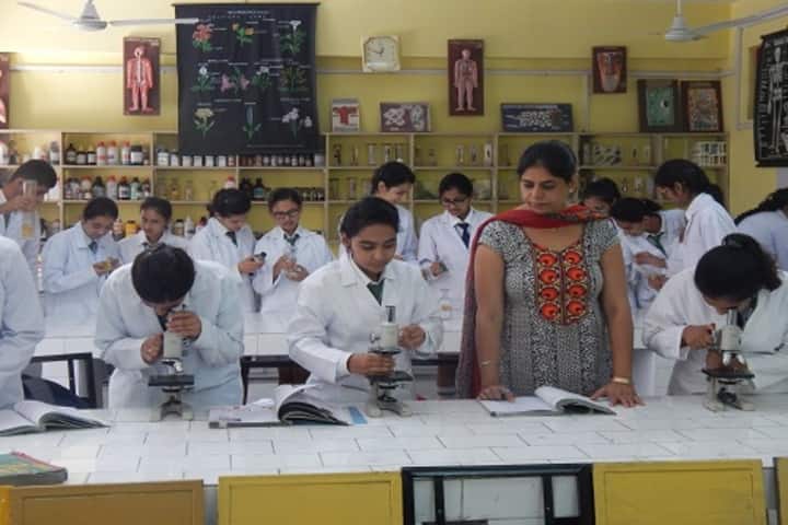 Delhi Public School-Biology Lab