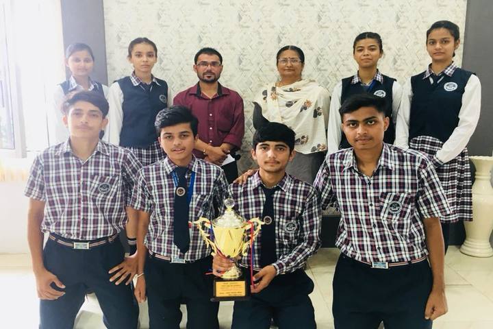 Doon Valley School-Awards