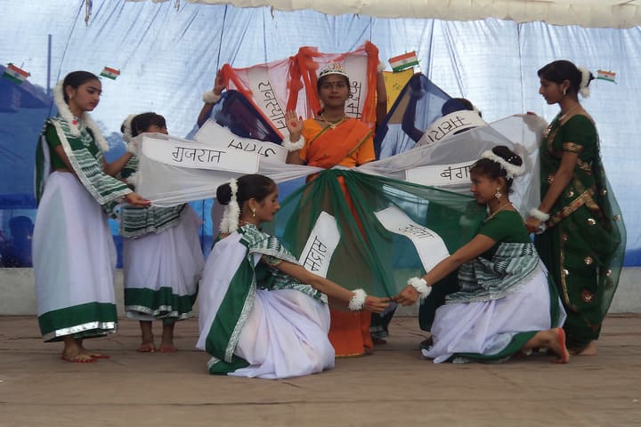 Florence Convent School-Dancing Activity