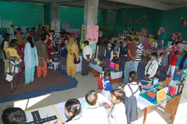 Highland Public School-Exhibition