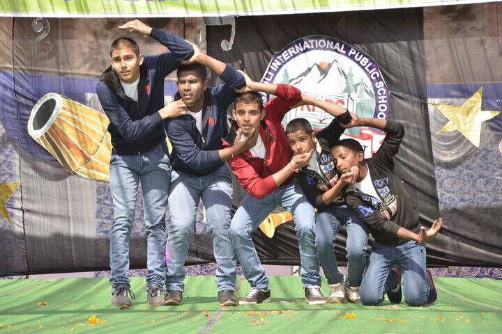 Kasauli International Public School-Dance