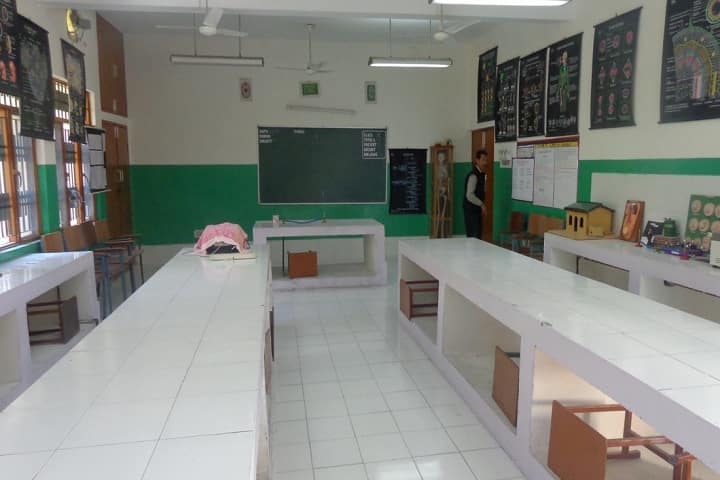 Kendriya Vidyalaya No 2-Biology-Lab