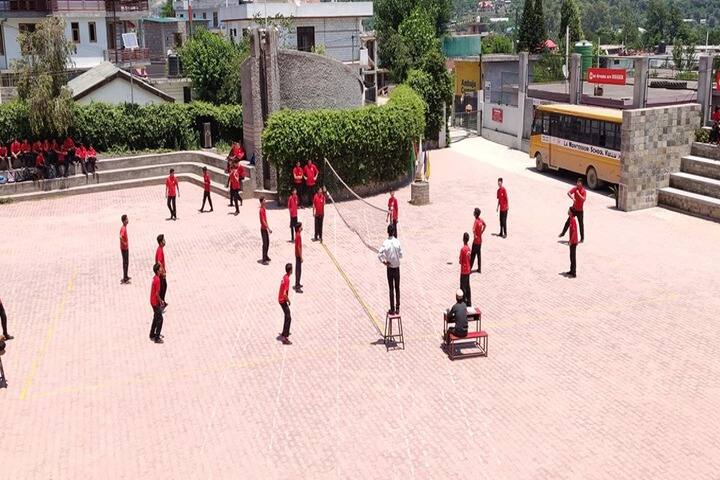 La Montessori School-Sports