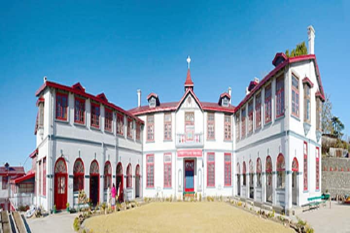 Loreto Convent School-Campus View